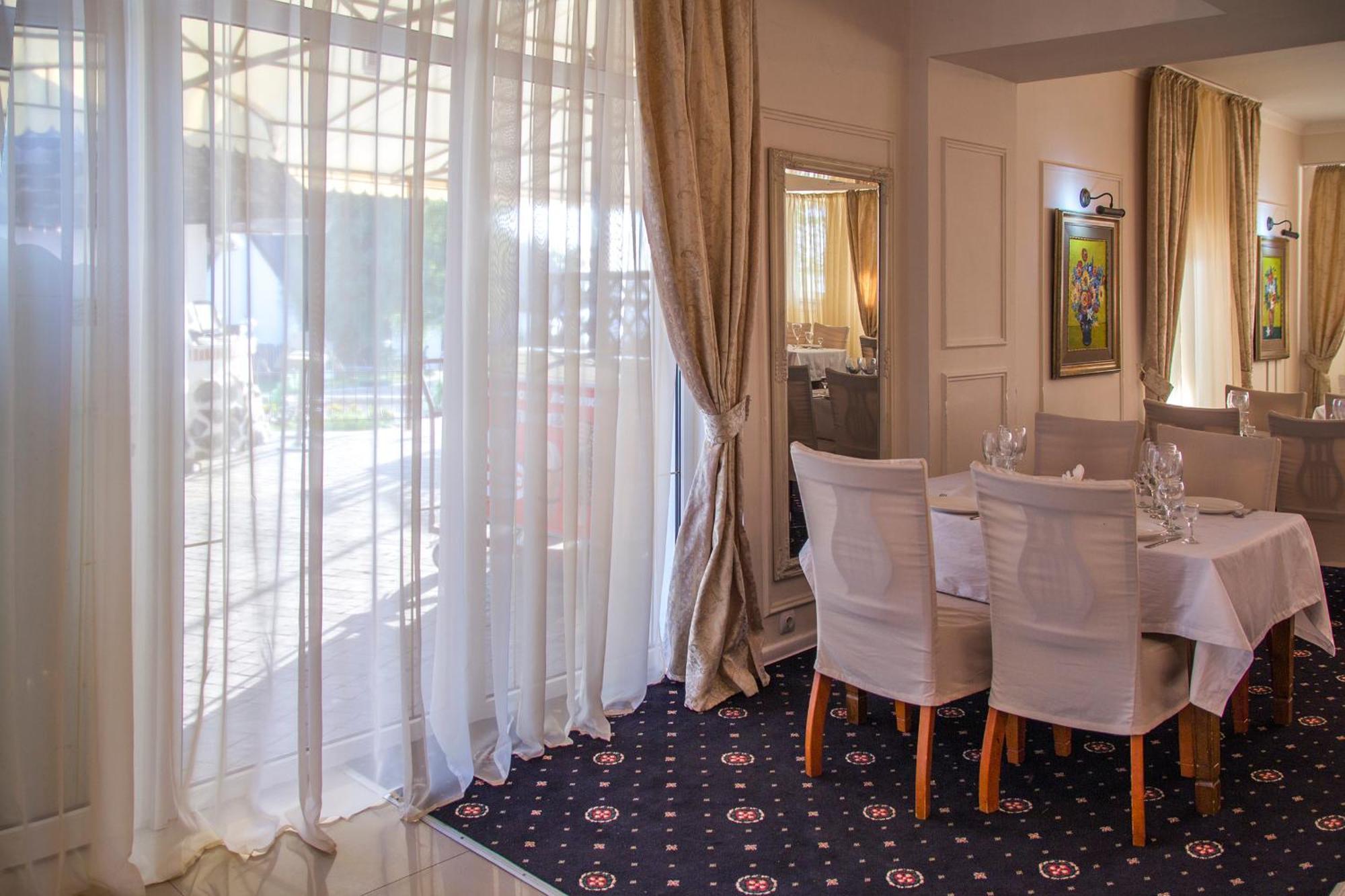 Mayak Resort Kam'yani Potoky ภายนอก รูปภาพ