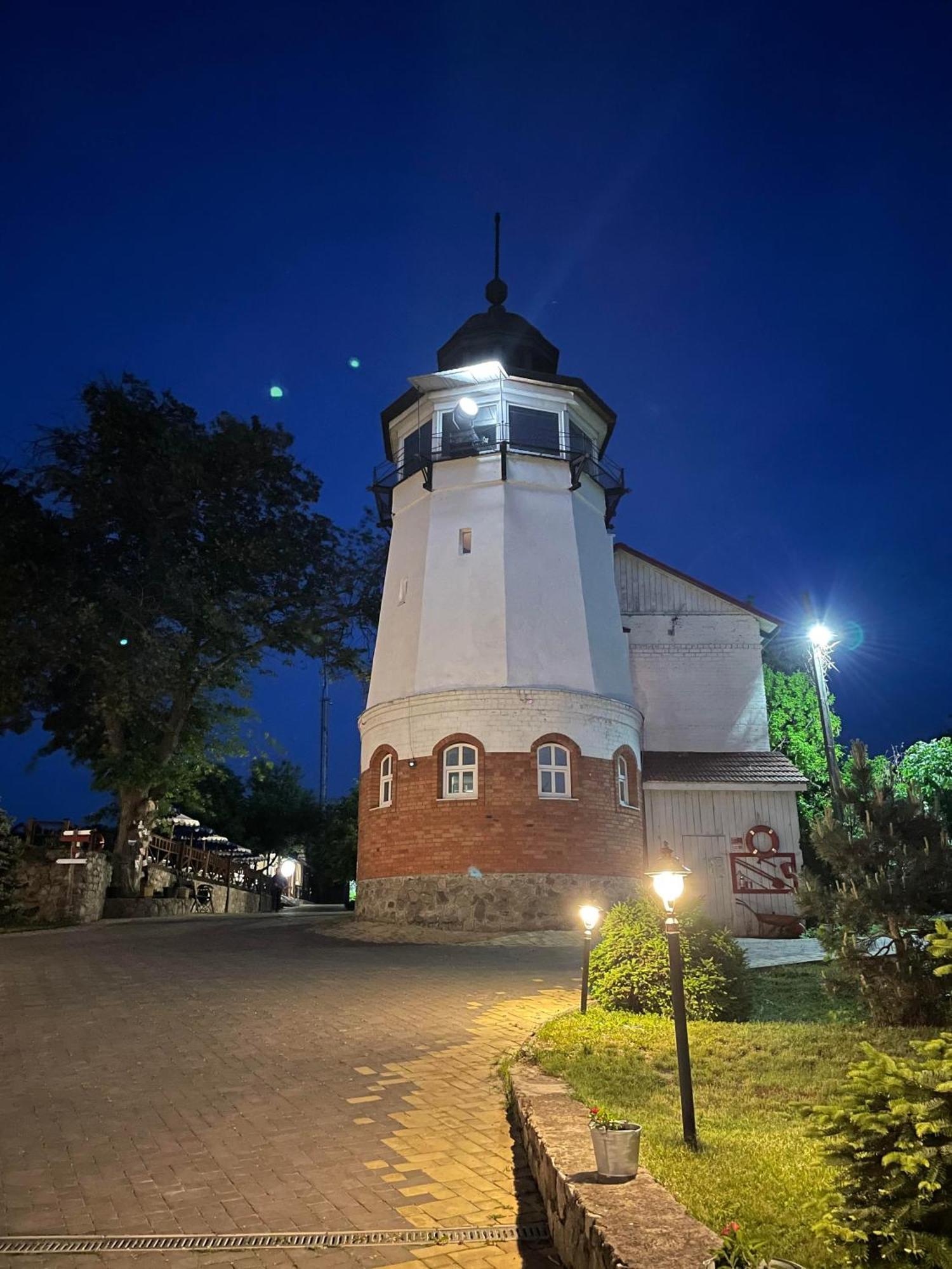 Mayak Resort Kam'yani Potoky ภายนอก รูปภาพ