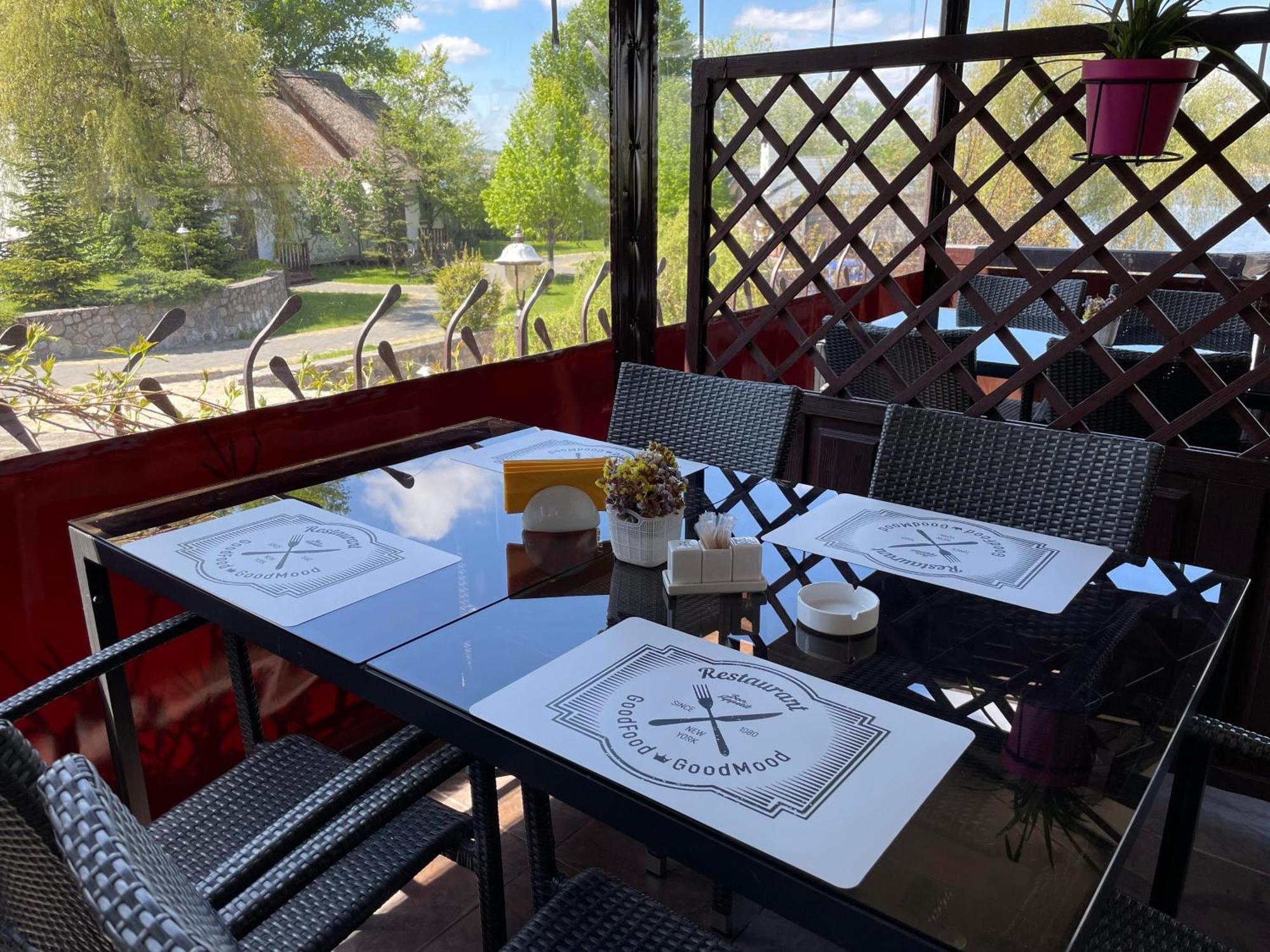 Mayak Resort Kam'yani Potoky ภายนอก รูปภาพ